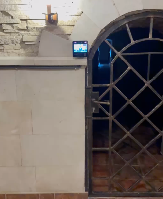 Video interfon cu sunet pe telefon mobil